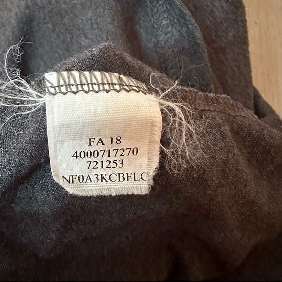 The North Face Mens Logo Long Sleeve Small - Picture 7 of 7